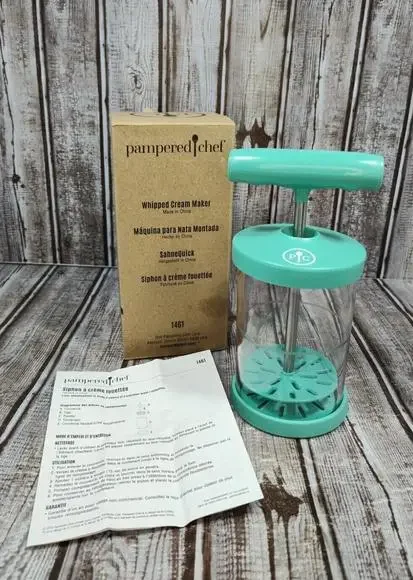 Pampered Chef Whipped Cream Maker Handheld DIY Whipping Cream Dispenser Non-Slip - Picture 1 of 10